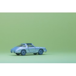 Colors - Porsche 911 Blue / Green Background